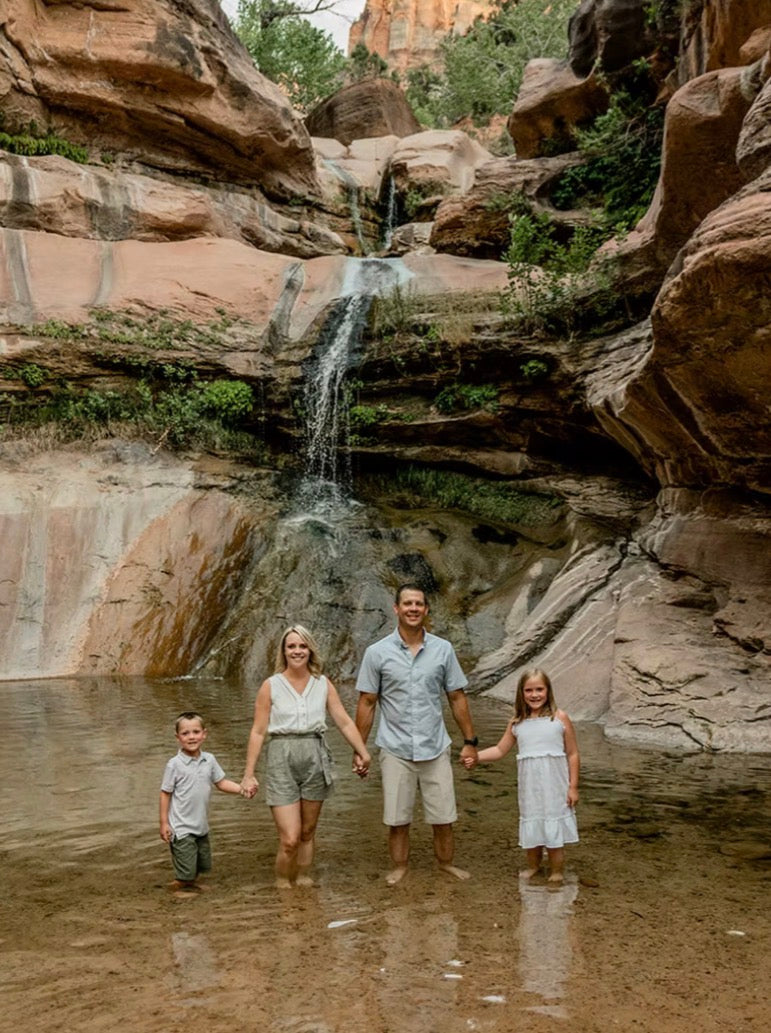 🎥 Add a PRO Photoshoot to Your Trip